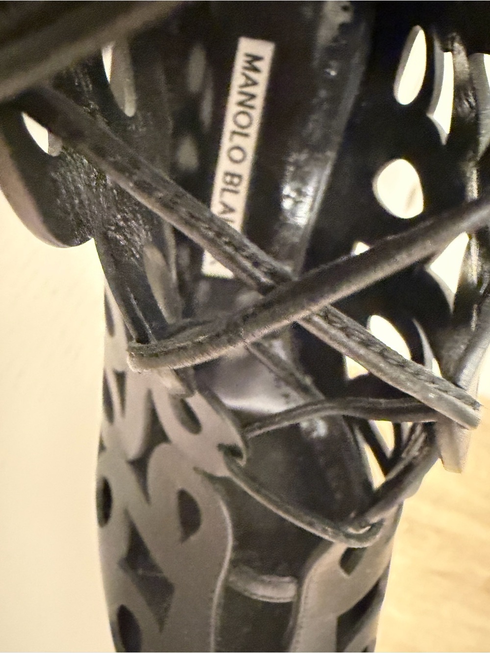 Manolo Blahnik Black Laser-Cut Lace-Up Open-Toe Knee Boots - Picture 3 of 3